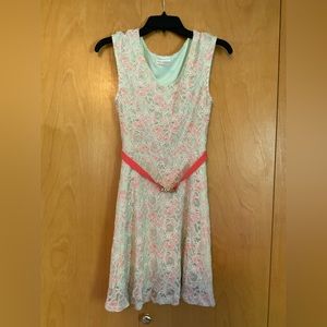 A’gaci Pastel Dress with belt